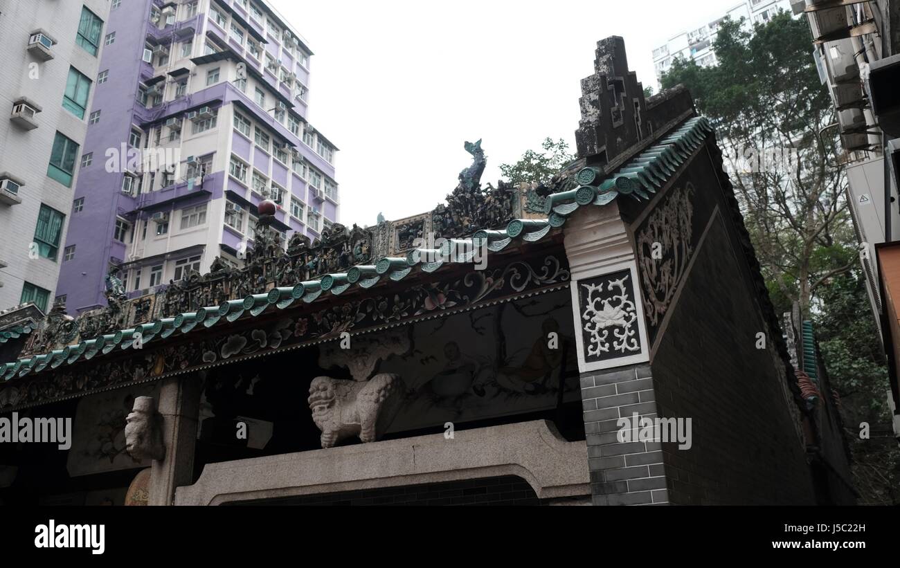 Niederländische Neigung des Tempels auf Shau Kei Wan Main Street East Stockfoto