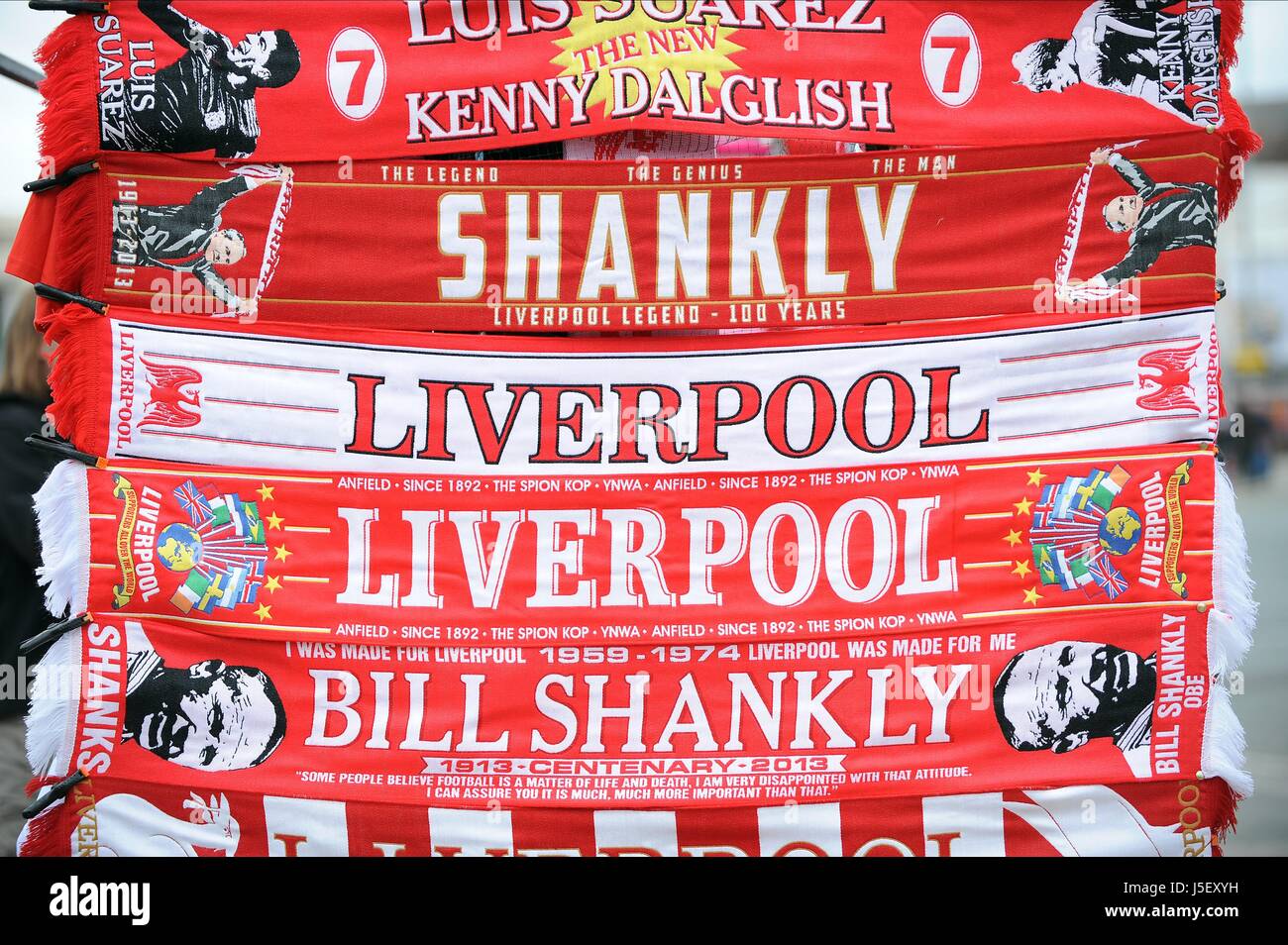 BILL SHANKLY Schals LIVERPOOL V MANCHESTER UNITED Anfield Road LIVERPOOL ENGLAND 1. September 2013 Stockfoto