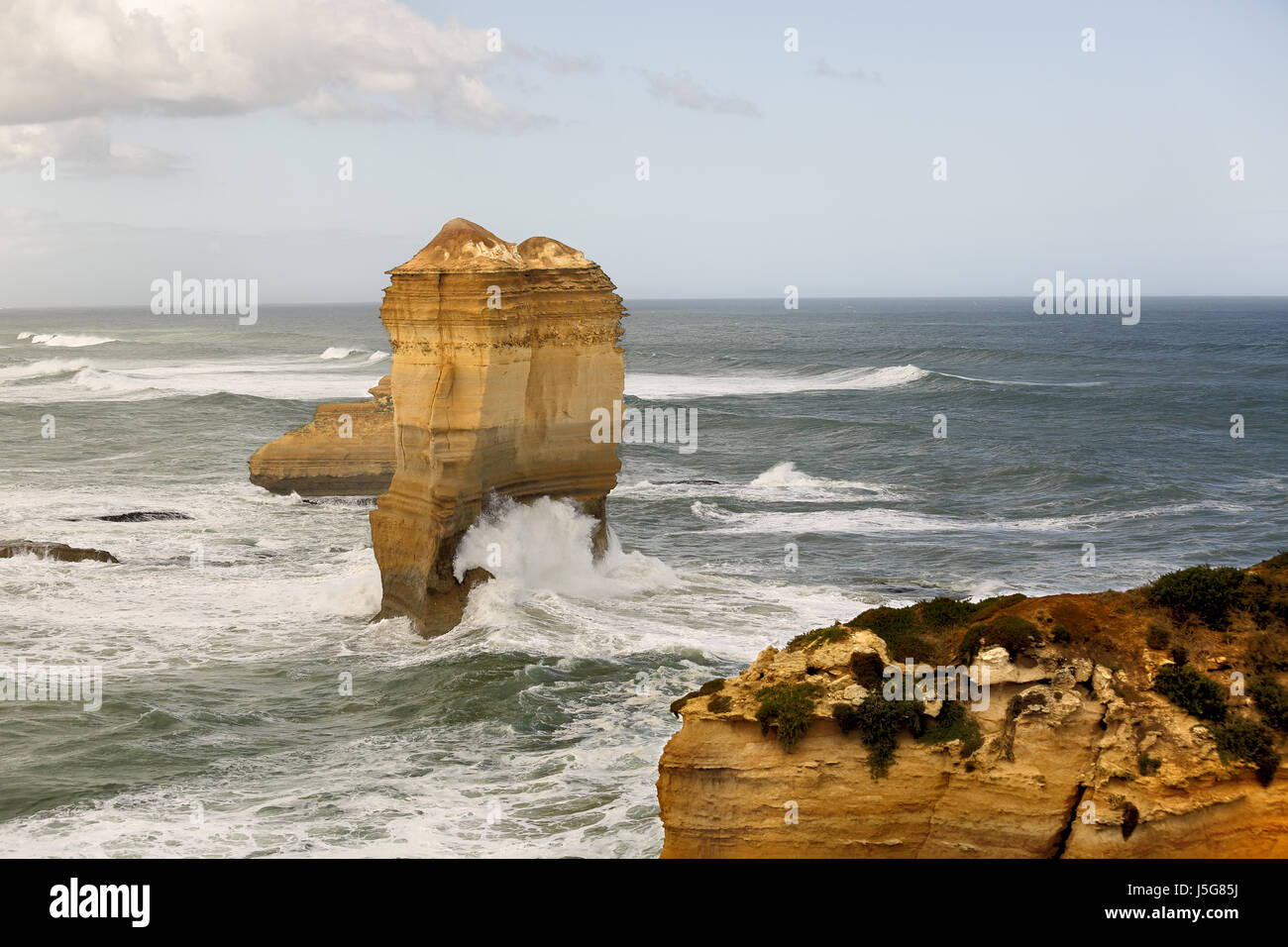 Die "Zwölf Apostel", Kalkstein-Stacks in das Meer in Victoria, Australien. Stockfoto