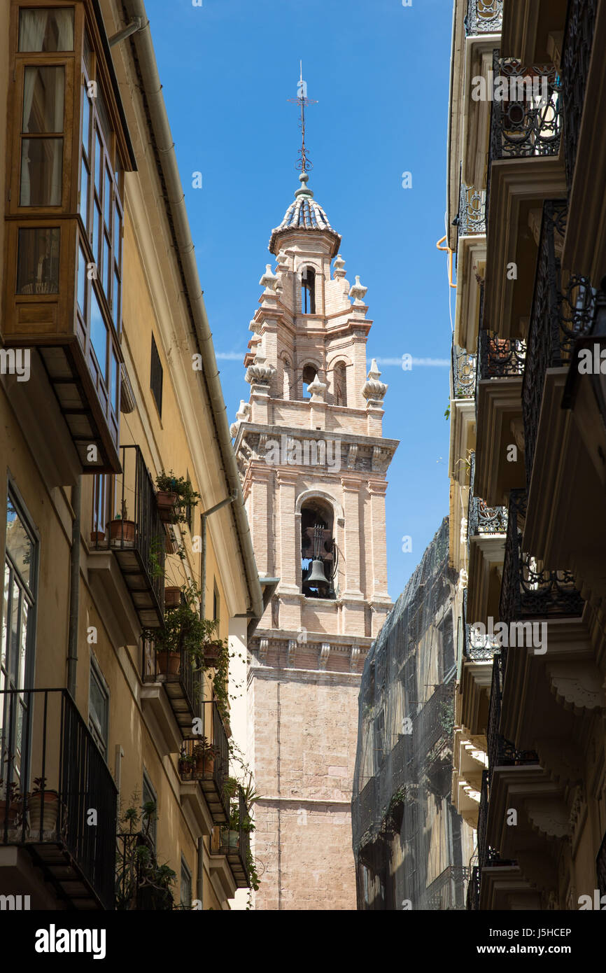 Der Kirchturm von Santa Catalina in Valencia, Spanien Stockfoto