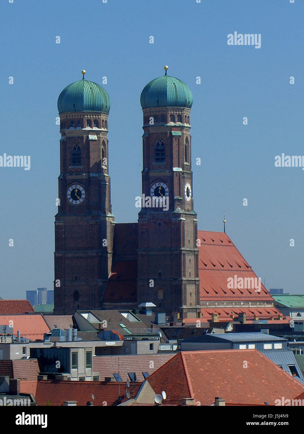 kirchlichen Himmel Paradies Bayern Domplatz ragt Hauptstadt München Anblick Stockfoto