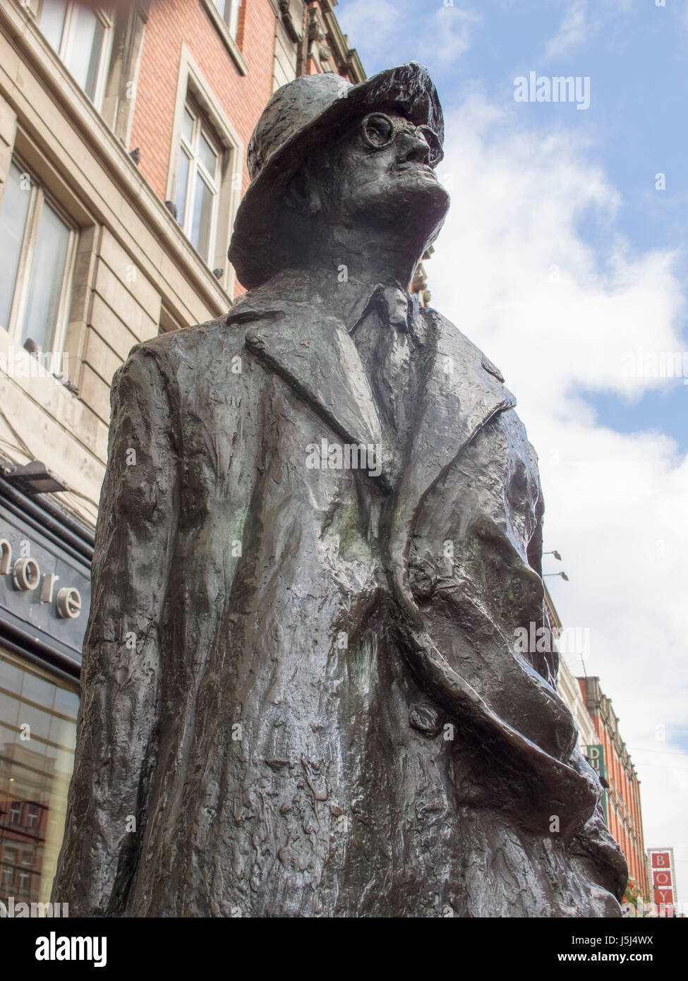 Die Statue von James Joyce auf Talbot Street in Dublin, Irland Stockfoto