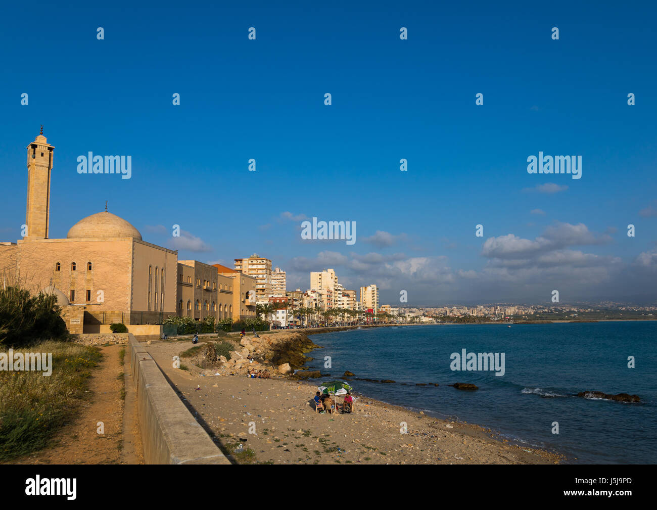 Moschee und Stadtbild, South Governorate, Reifen, der Libanon Stockfoto