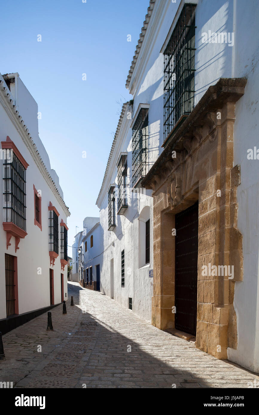 Casa Antigua del Ave Maria, typisch mediterranen Architektur mit weiß getünchten Wänden und engen Gassen in der historischen Stadt von Carmona, Provinz o Stockfoto