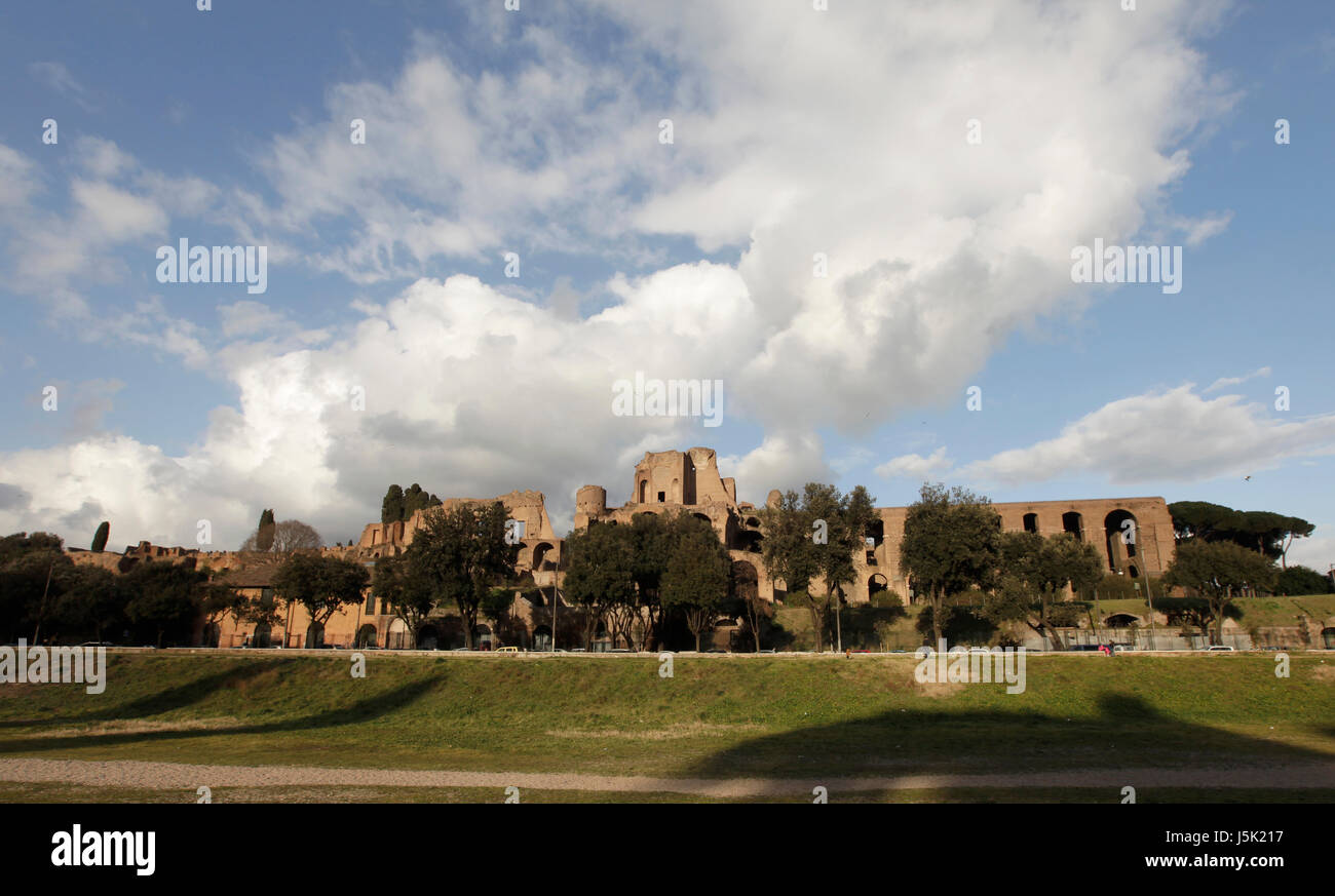 Die Pfälzische Hil palatinol gesehen aus dem Circus Maximus (Circo Massimo), Rom, Italien. Stockfoto