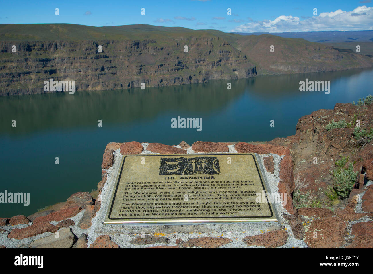 Interpretierende Board über dem Columbia River aus Wanapum Sicht entlang der i-90, Grant County, Washington Stockfoto