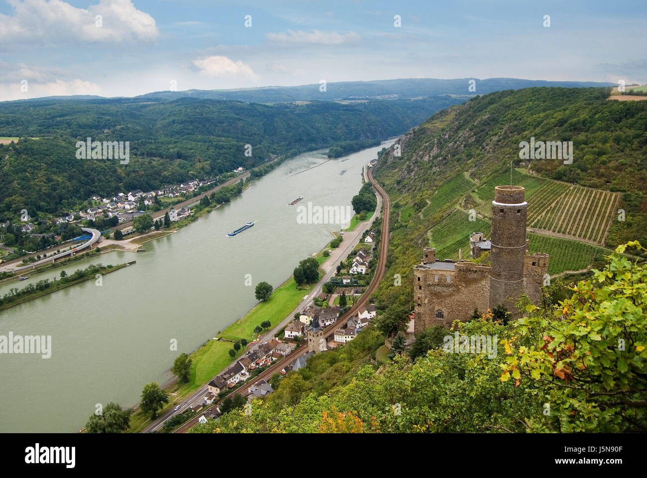 Segelboot Segelschiff Ruderboot Boot Wasserfahrzeug Schiffe Rhein Weinberge Welt Stockfoto