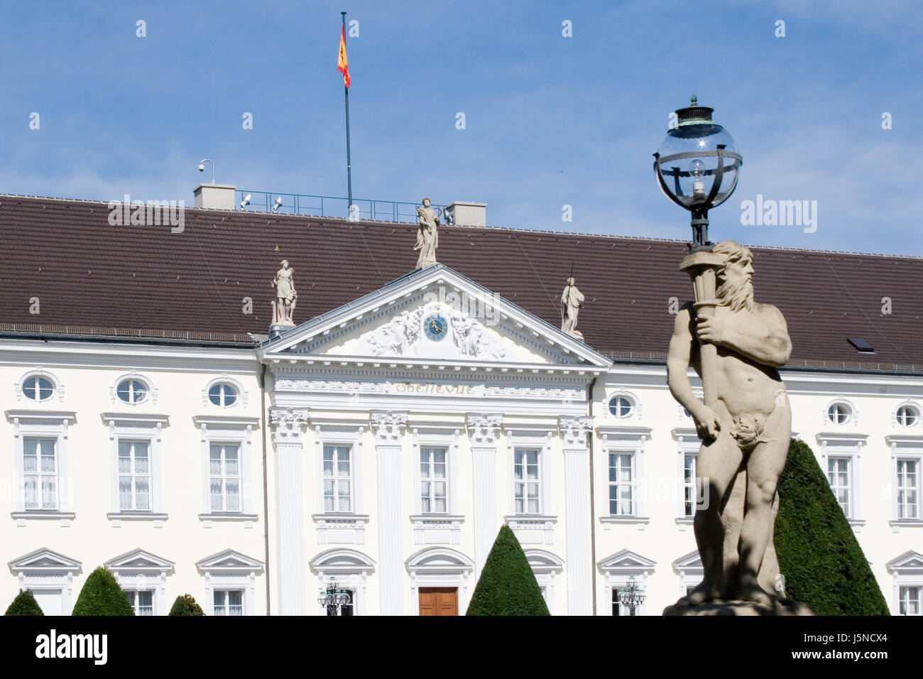 Statue Wand Berlin Fassade Shiner Lampe Koryphäe Politik Regierung zu schützen Stockfoto
