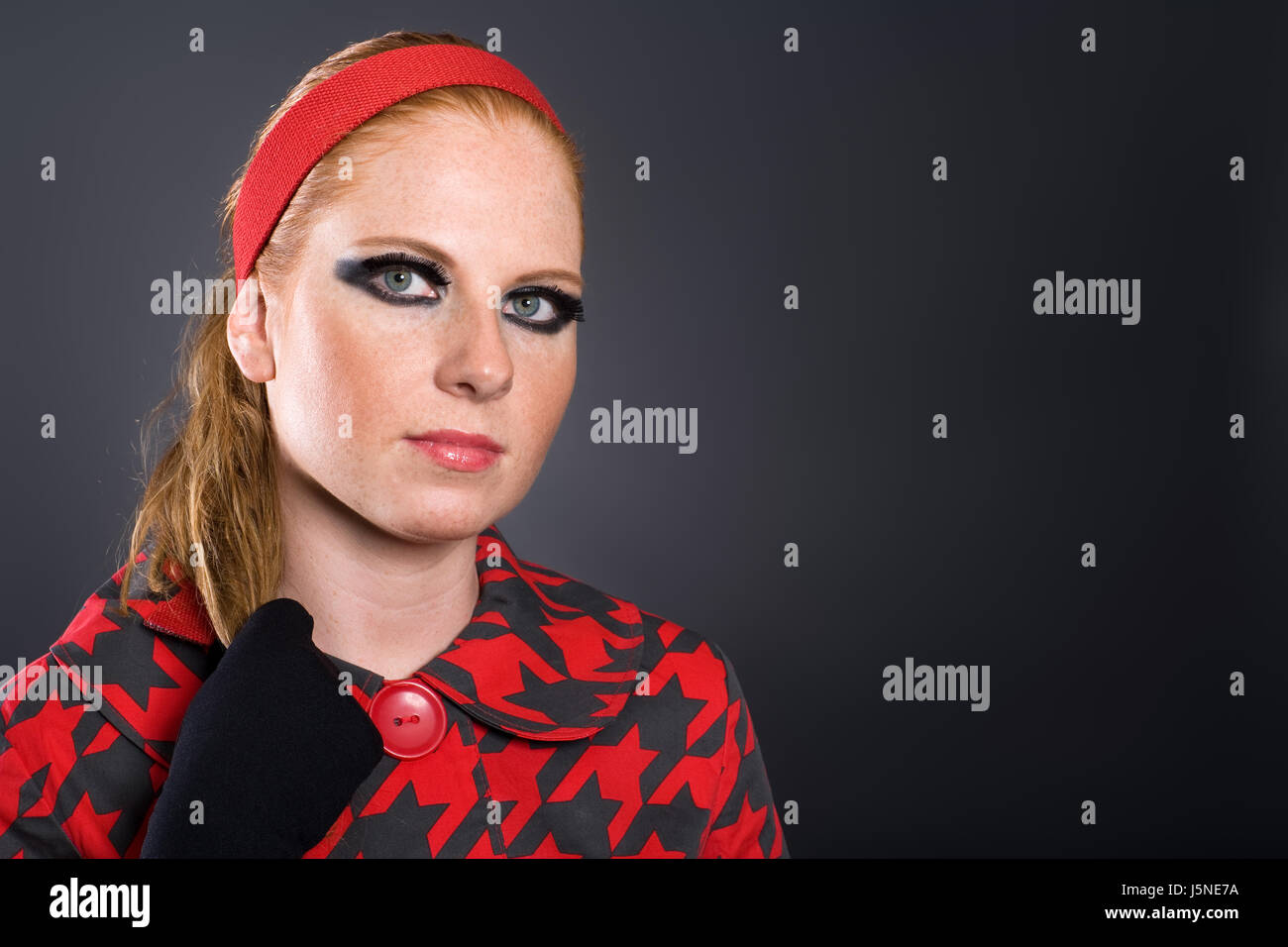 rothaarige Frau mit Sommersprossen Stockfotografie Alamy