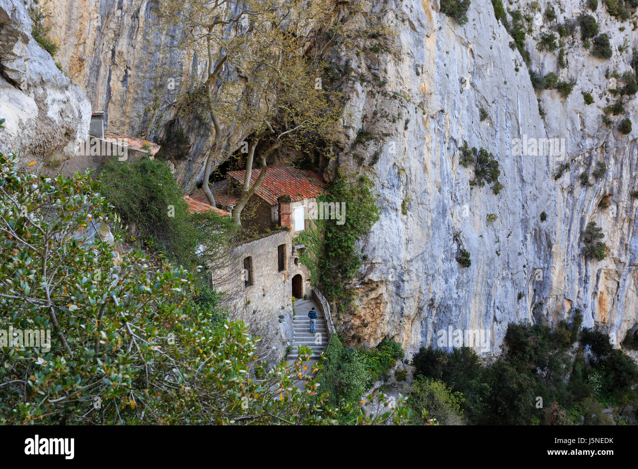 Frankreich, Pyrenäen Orientales, Saint Paul de Fenouillet, Galamus Gorges und Saint Antoine Einsiedelei auf der Klippe Stockfoto