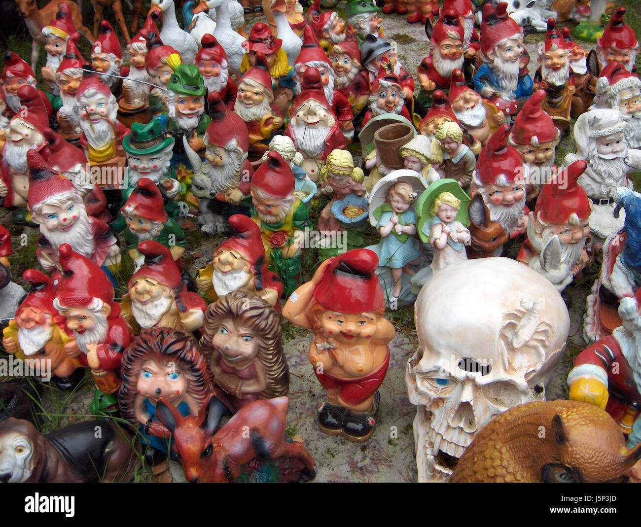 Tschechien bieten Gartenzwerg Grenze Bereich Nachfrage kommerziellen Markt  Wochenmarkt Stockfotografie - Alamy