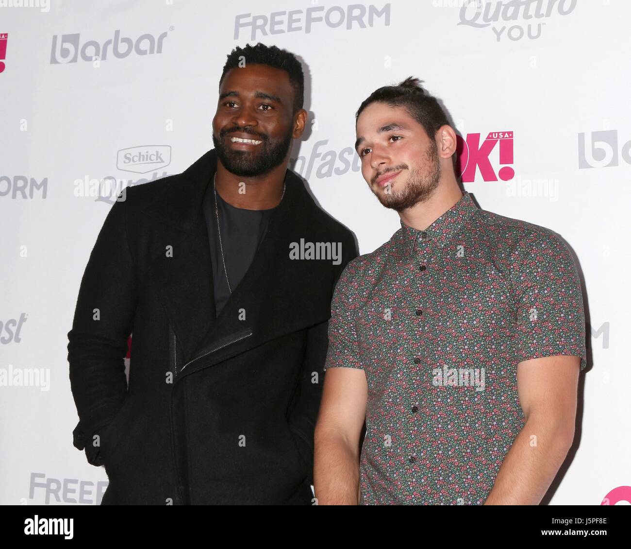 Los Angeles, CA, USA. 17. Mai 2017. KEO Motsepe, Alan Bersten im Ankunftsbereich für OK! Magazines Summer Kick-Off, W Hotel Hollywood, Los Angeles, CA 17. Mai 2017. Bildnachweis: Priscilla Grant/Everett Collection/Alamy Live-Nachrichten Stockfoto