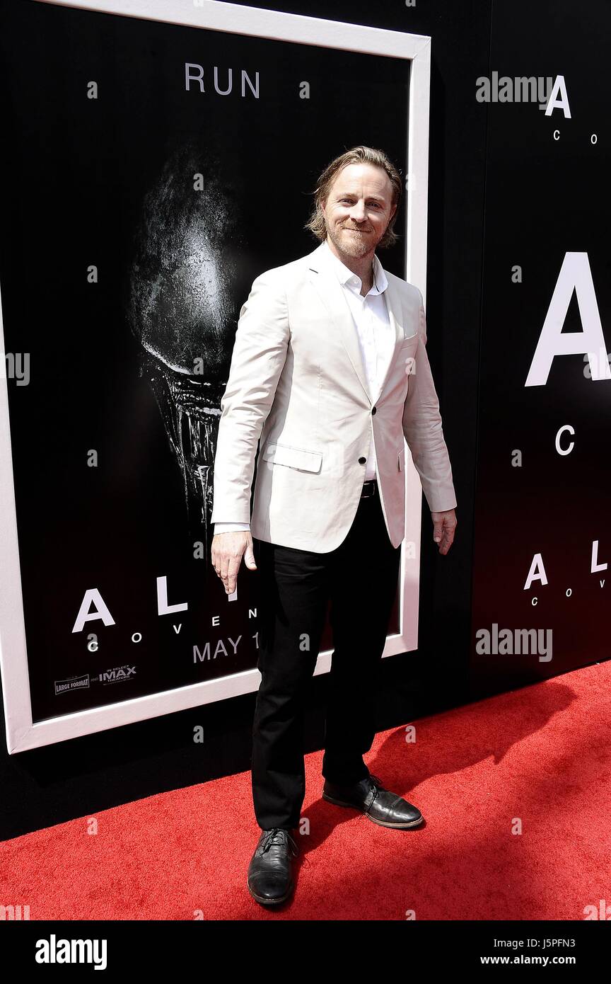 Hollywood, CA. 17. Mai 2017. Nathaniel Dean bei der Induktion Zeremonie für Stern auf dem Hollywood Walk of Fame für Ridley Scott, TCL Chinese Theater IMAX, Hollywood, CA 17. Mai 2017. Bildnachweis: Michael Germana/Everett Collection/Alamy Live-Nachrichten Stockfoto