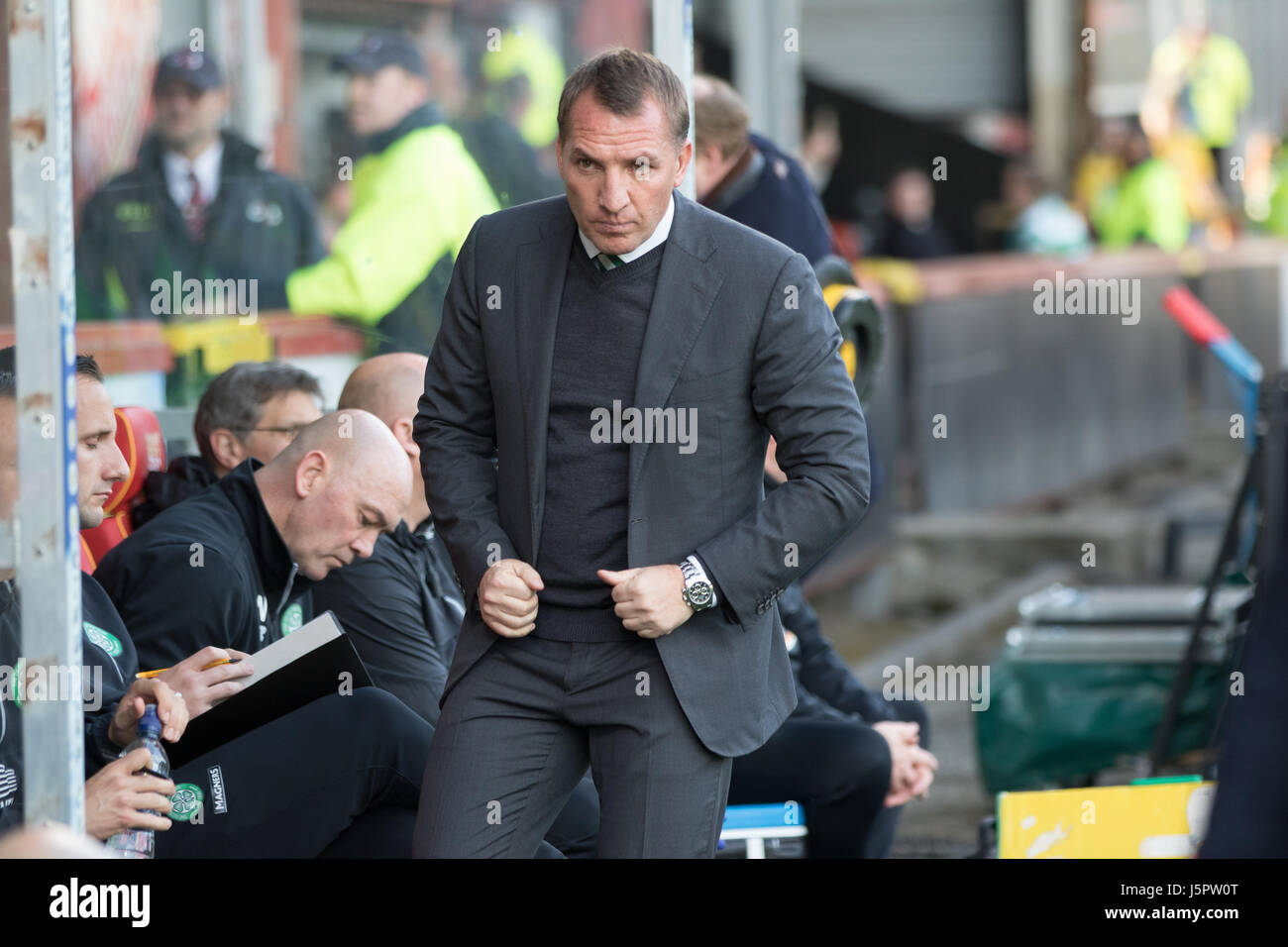 Glasgow, Schottland, Vereinigtes Königreich, 18. Mai 2017, Partick Thistle V Celtic, Firhill Stadium SPFL Spiel mit 5: 0. Scottish Premier League Partick Thistle Vs Celtic 19:45 Donnerstag 18. kann Firhill Stadium (Att: 7847) Stockfoto