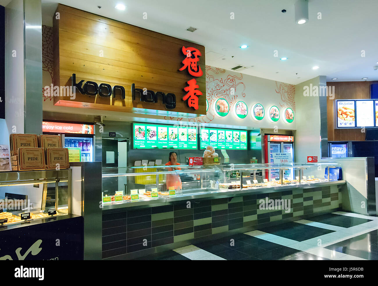 Ein chinesisches Essen-Outlet in einem Food-Court, New-South.Wales, NSW, Australien Stockfoto