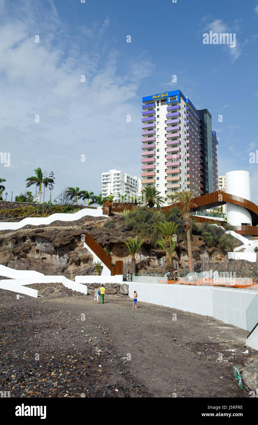 Adeje, Santa Cruz De Tenerife, Spanien -25 Dezember 2016. Playa El Pinque und Hard Rock Hotel komplex Provinz Santa Cruse, Teneriffa, Kanaren-Insel, Stockfoto