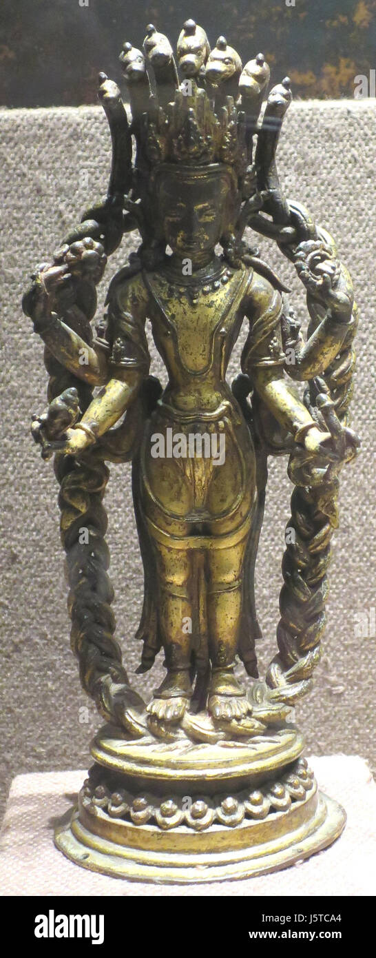 "Vishnu mit Schlangen" aus Nepal, c. 1700, vergoldete Bronze, Norton Simon Museum Stockfoto