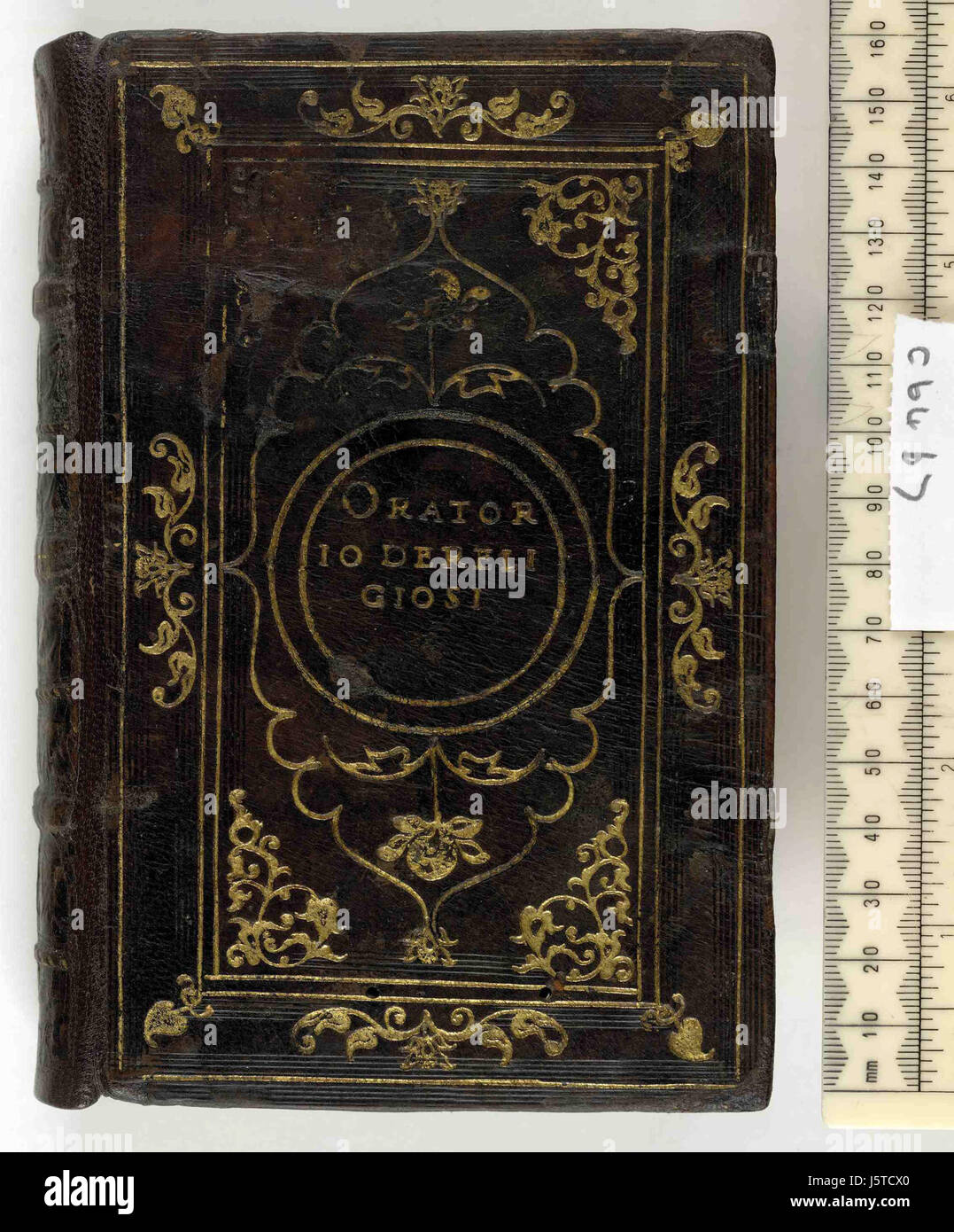 -Oratorio de Religiosos y Exercicio de virtuosen, etc. - Oratorio de ich Religiosi et Esercitio de ich Virtuosen... Tradotto pro M. Pietro Lauro, di Spagnuolo in Italiano. (s. 486. G. Giolito d - obere Abdeckung (c64b7) Stockfoto