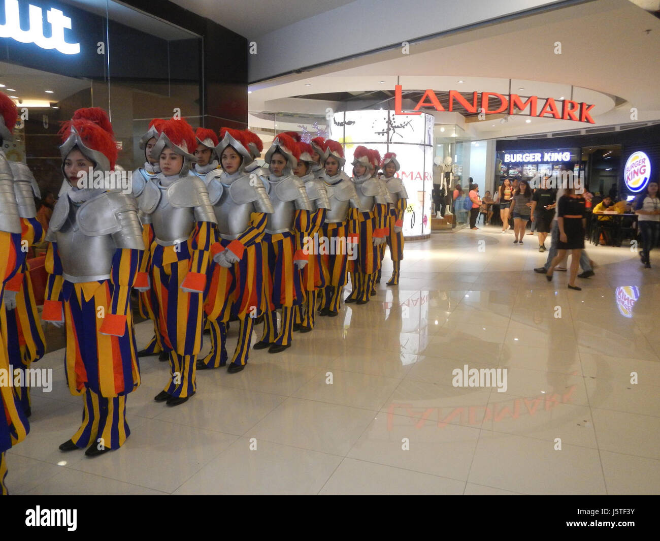 Sbarro, eine amerikanische Pizza-Restaurantkette, hat Standorte auf den Philippinen und bietet lokale Kunden ihre typische Pizza und italienisch-amerikanische Küche. Stockfoto