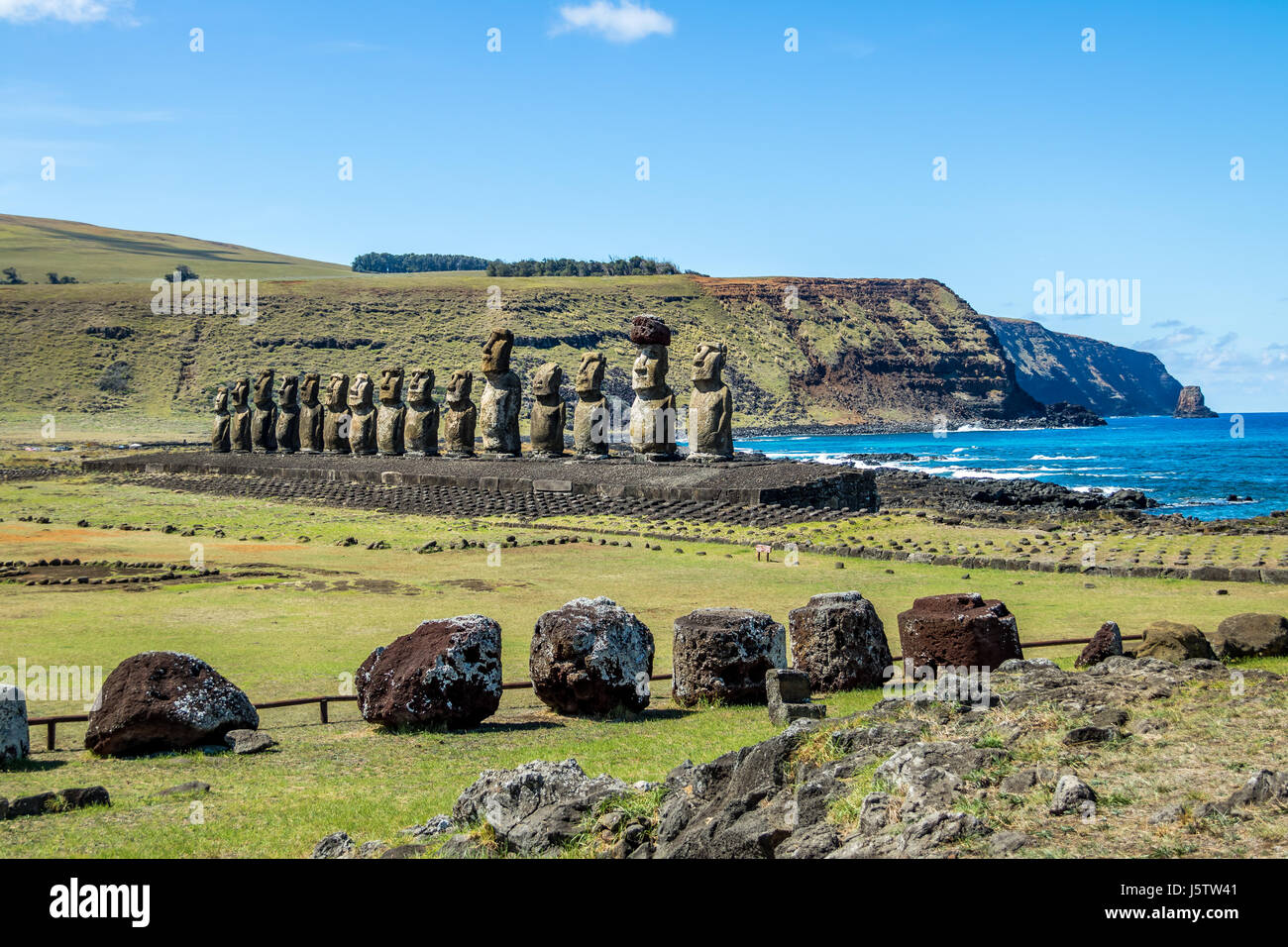 Moai Statuen der Ahu Tongariki - Osterinsel, Chile Stockfoto