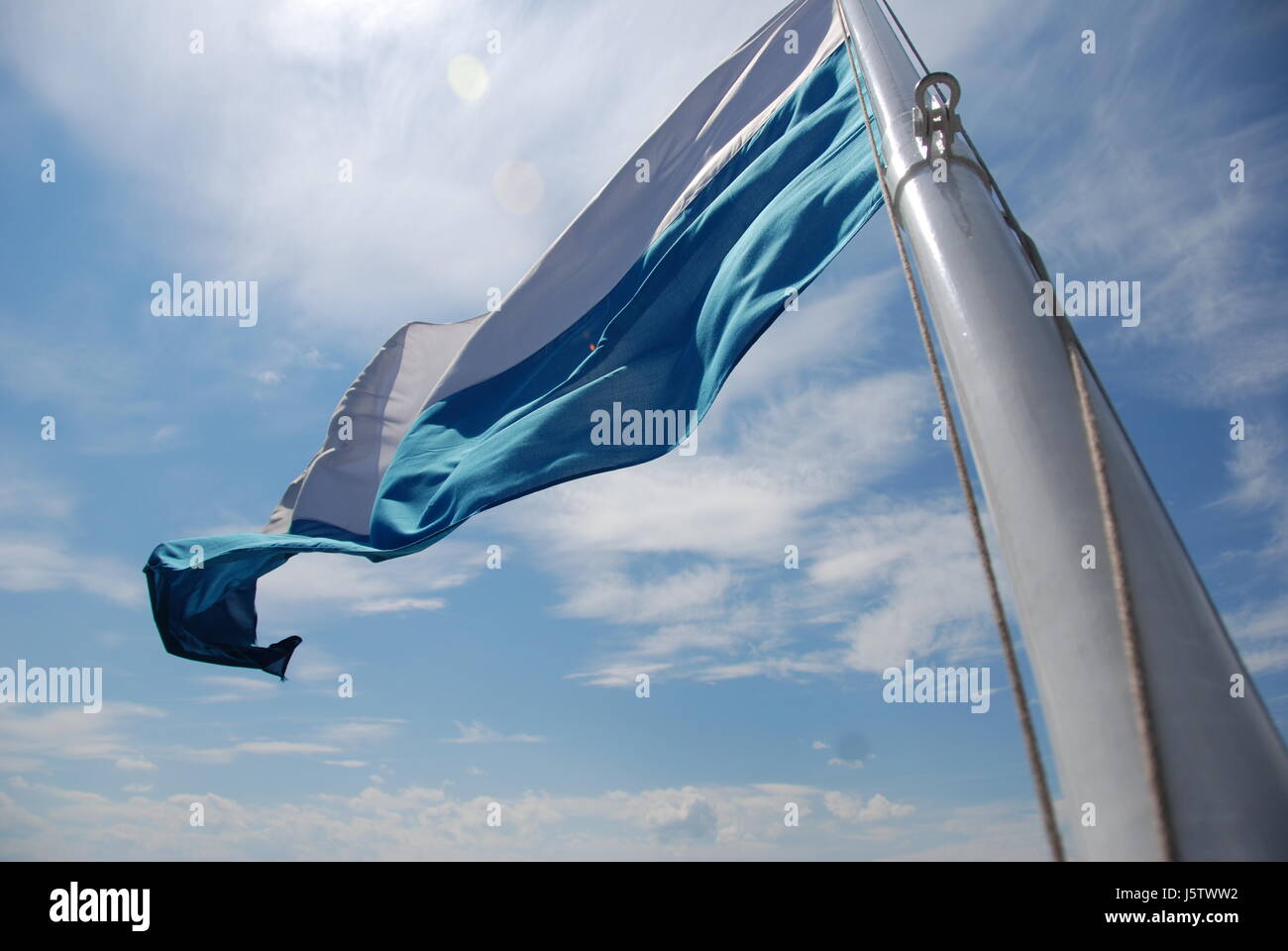 Bayern Fahne Fahnenmast wabernden Firmament Himmel Wind Navigation, die Bayern gerastert Stockfoto