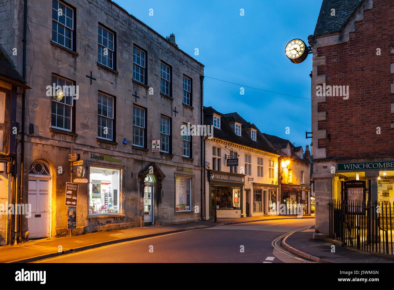 Morgendämmerung in Winchcombe, Cotswolds, England. Stockfoto