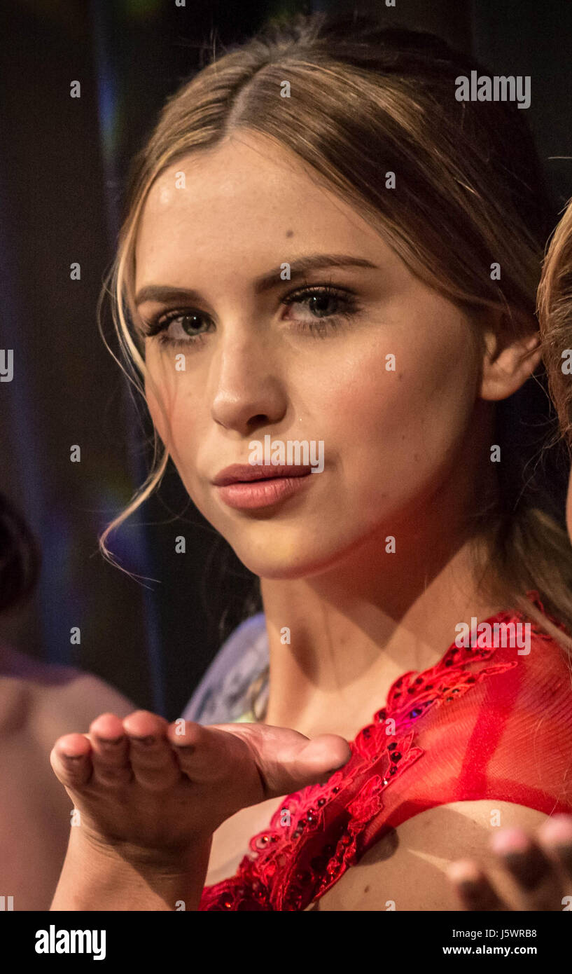 London, UK. 12. Mai 2017. Sophie Walker konkurriert bei Miss London 2017 Finale © Guy Corbishley/Alamy Live News Stockfoto