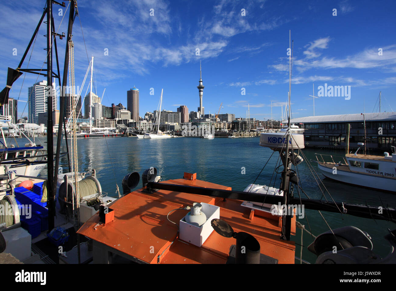Hafen neue Zealand Skyline birgt blauen Haus mehrstöckigen Hochhaus Stockfoto
