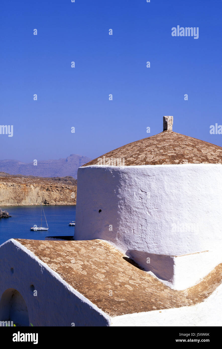 kirchliche Griechenland griechische Bucht blaue Reisen Religion Kirche Stadt Hügel Städteurlaub Stockfoto