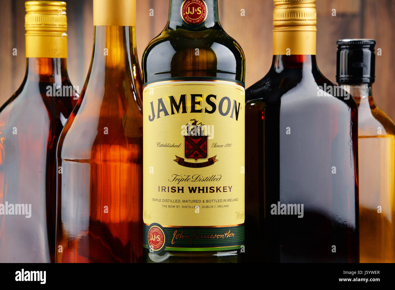 POZNAN, Polen - 18. Mai 2016: Jameson ist das meistverkaufte Irish Whiskey der Welt mit einem Umsatz von 4,7 Millionen Fällen im Jahr 2014 Stockfoto