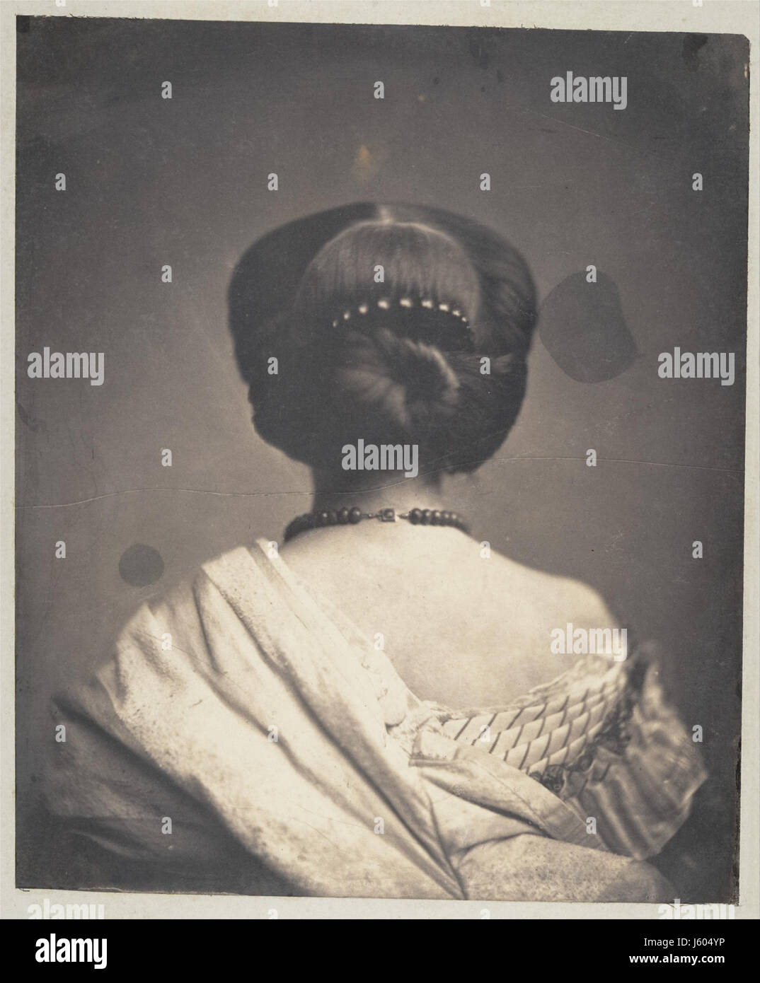 -Frau von der Rückseite gesehen erfüllt DP150940 Stockfoto