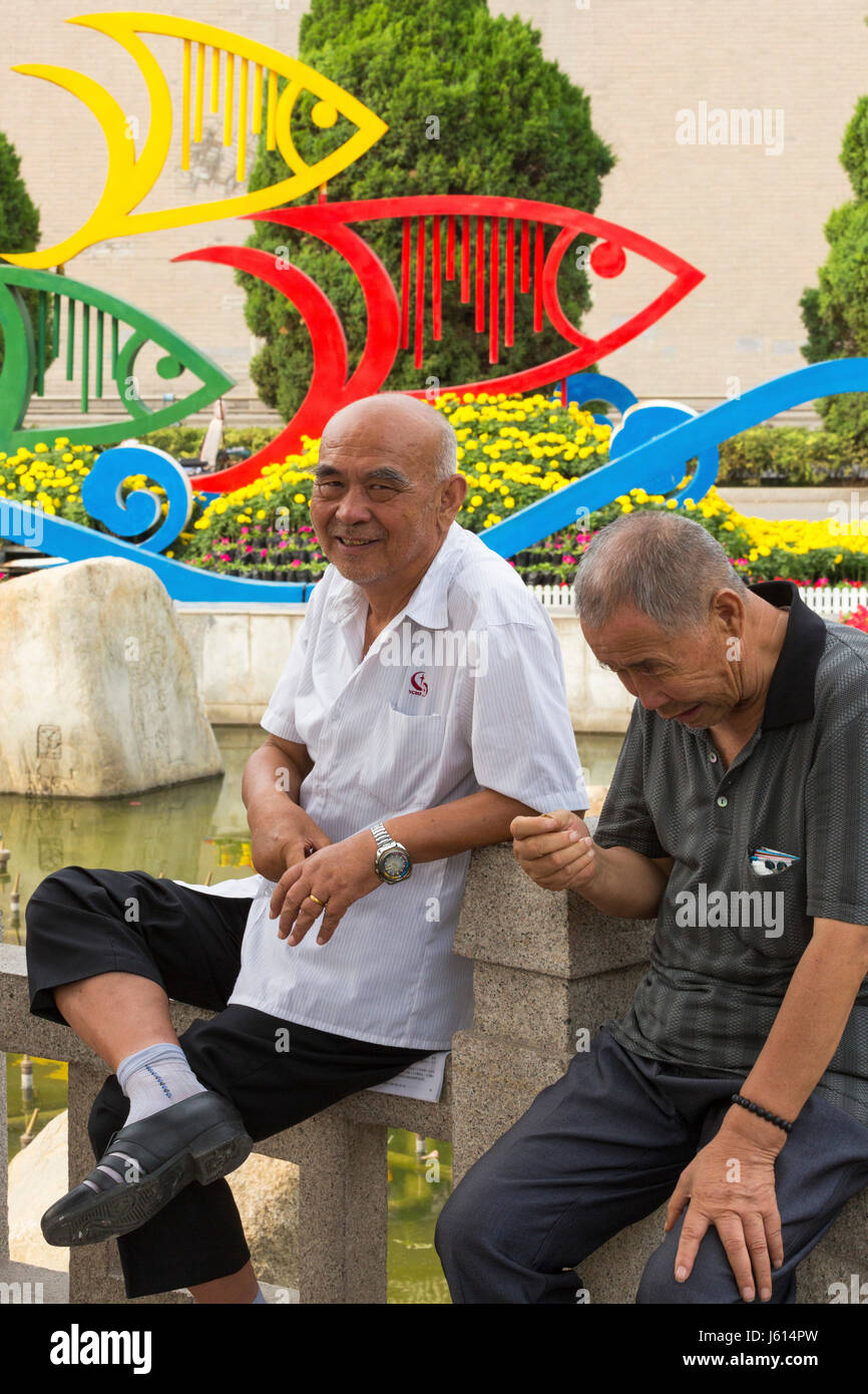 Senioren im Ningyuan Park, Yinchuan, Ningxia, China Stockfoto