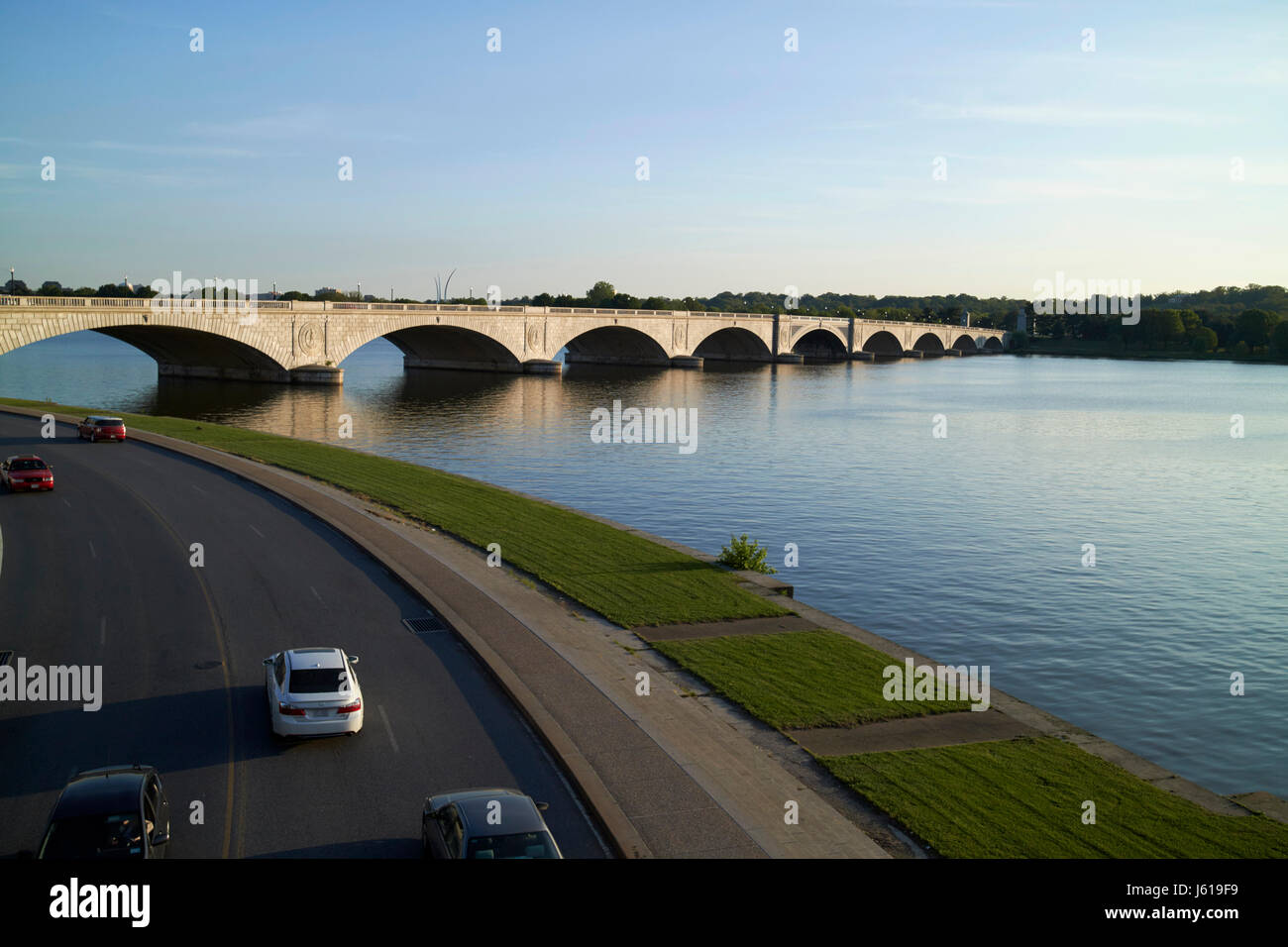 Rock Creek und Potomac Parkway Arlington Memorial Bridge und Potomac River Washington DC USA Stockfoto