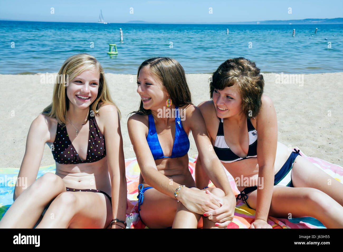 Michigan Traverse City West Arm Grand Traverse Bay Klammern Park Drei M Dchen Teen Bikini Sonnen