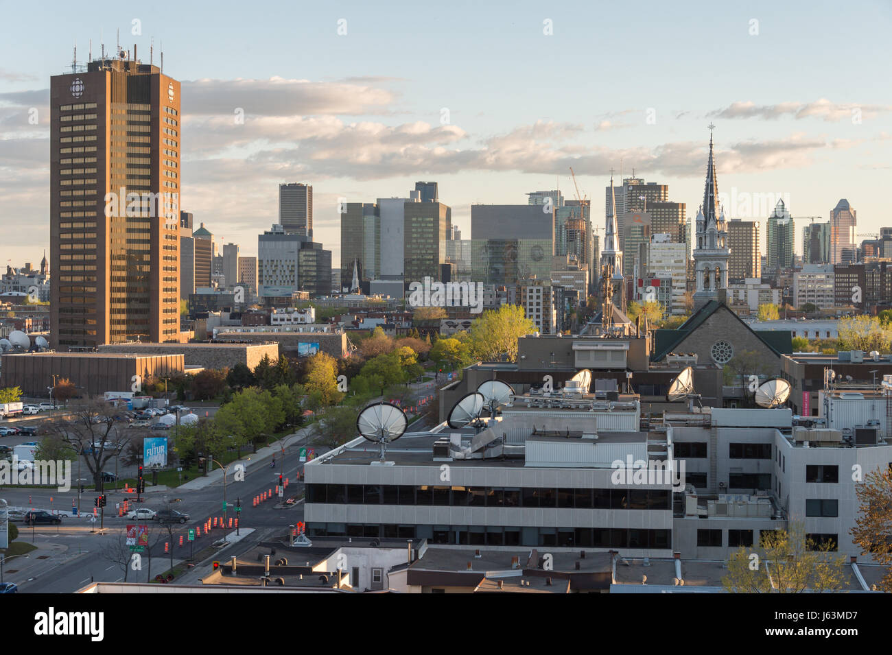 Montreal, CA - 15. Mai 2017: Skyline von Montreal von Jacques-Cartier Brücke Stockfoto
