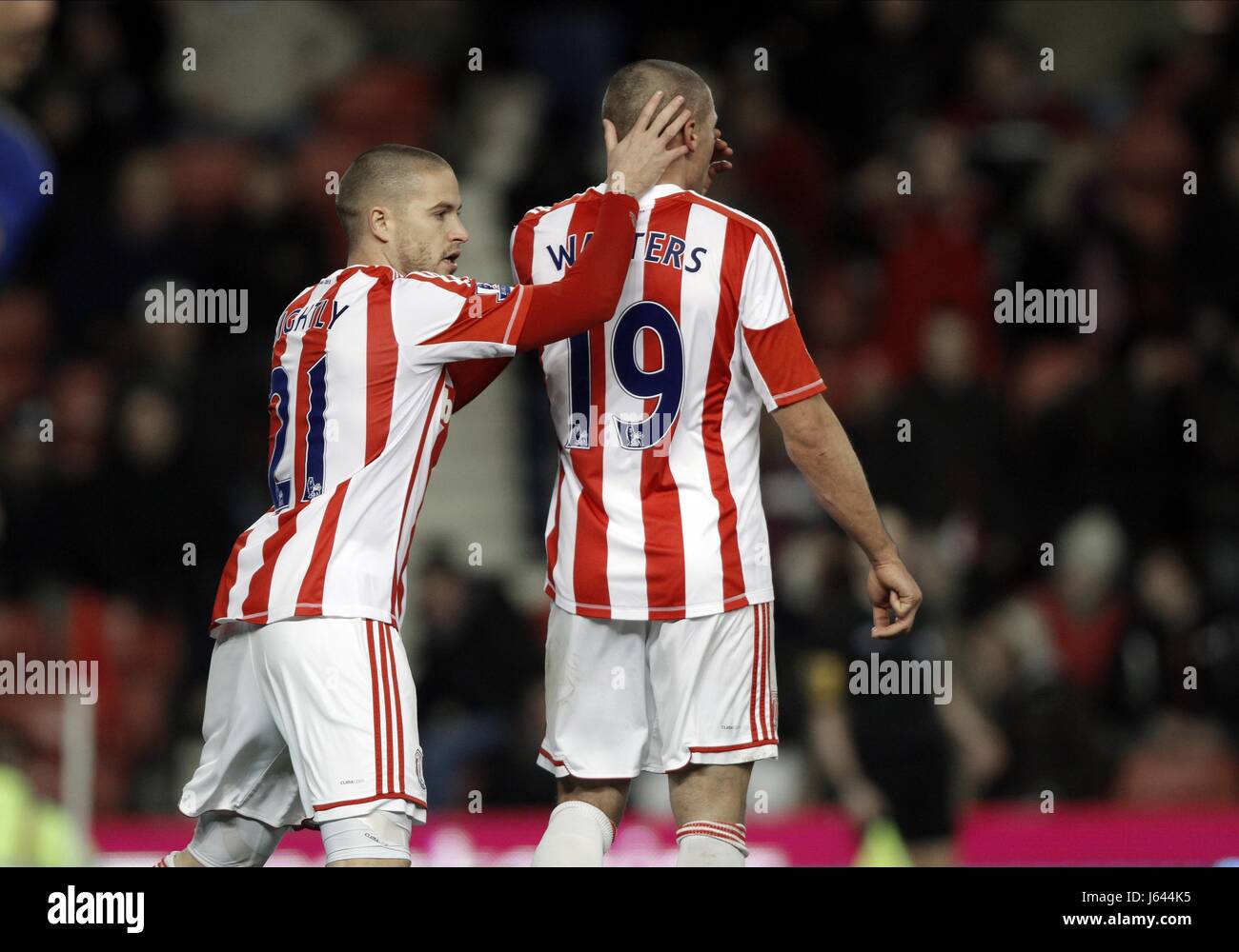 MICHAEL KIGHTLYCONSOLES JONATH STOKE CITY V CHELSEA die BRITANNIA STADIUM STOKE-ON-TRENT ENGLAND 12. Januar 2013 Stockfoto