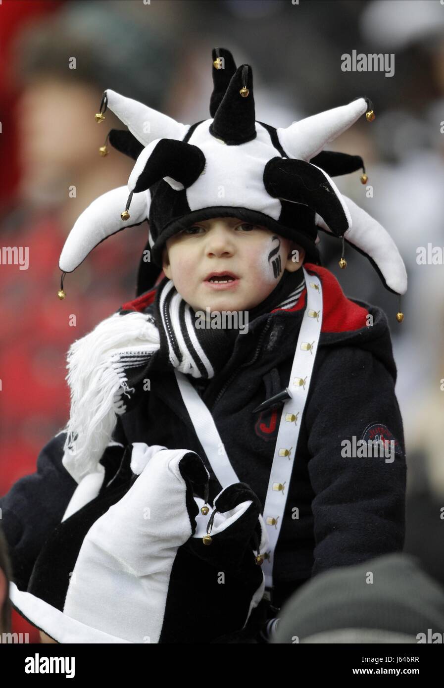 SWANSEA CITY FAN BRADFORD CITY V SWANSEA CITY WEMBLEY Stadion LONDON ENGLAND 24. Februar 2013 Stockfoto