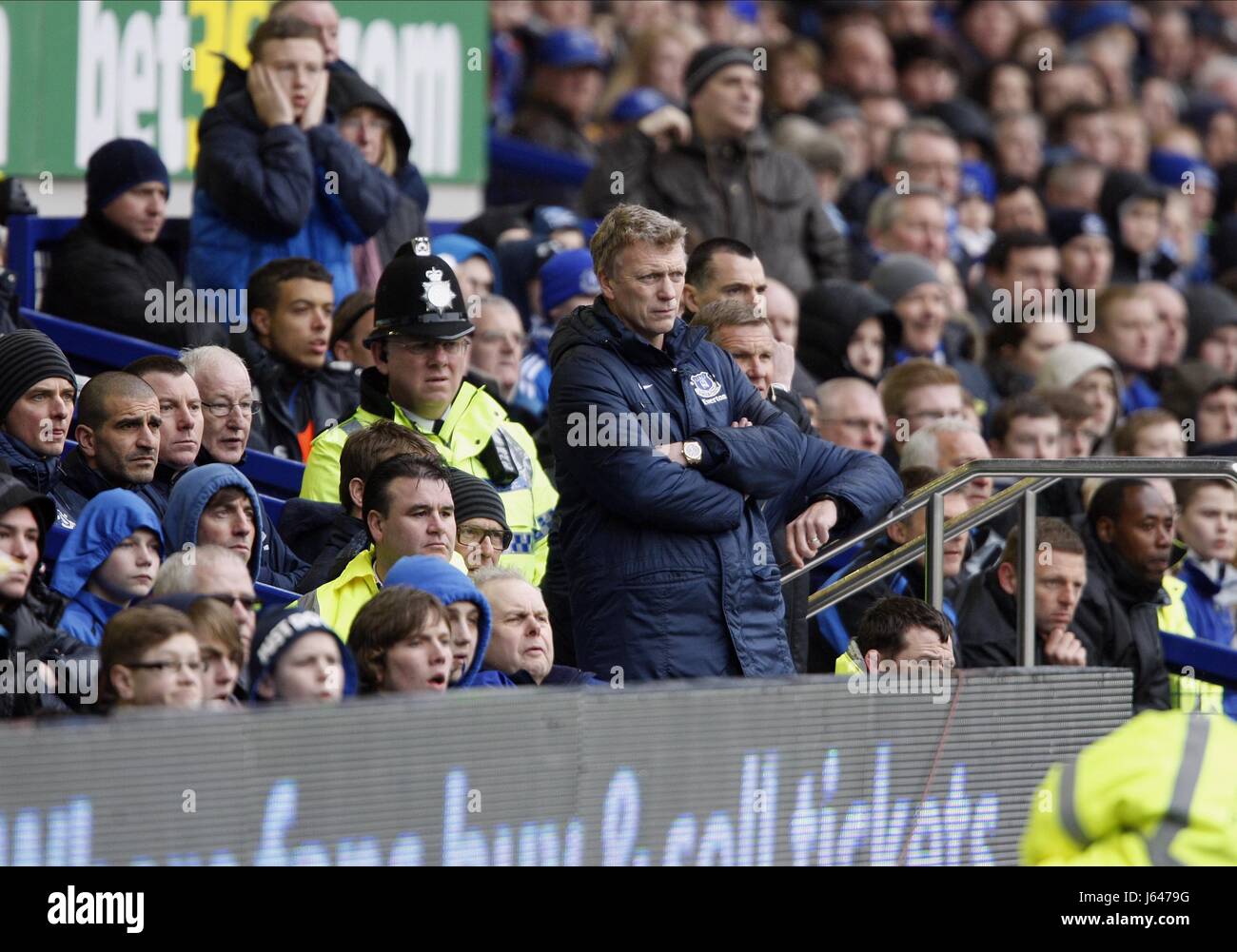 DAVID MOYES Uhren seiner Seite L EVERTON V WIGAN ATHLETIC GOODISON PARK LIVERPOOL ENGLAND 9. März 2013 Stockfoto