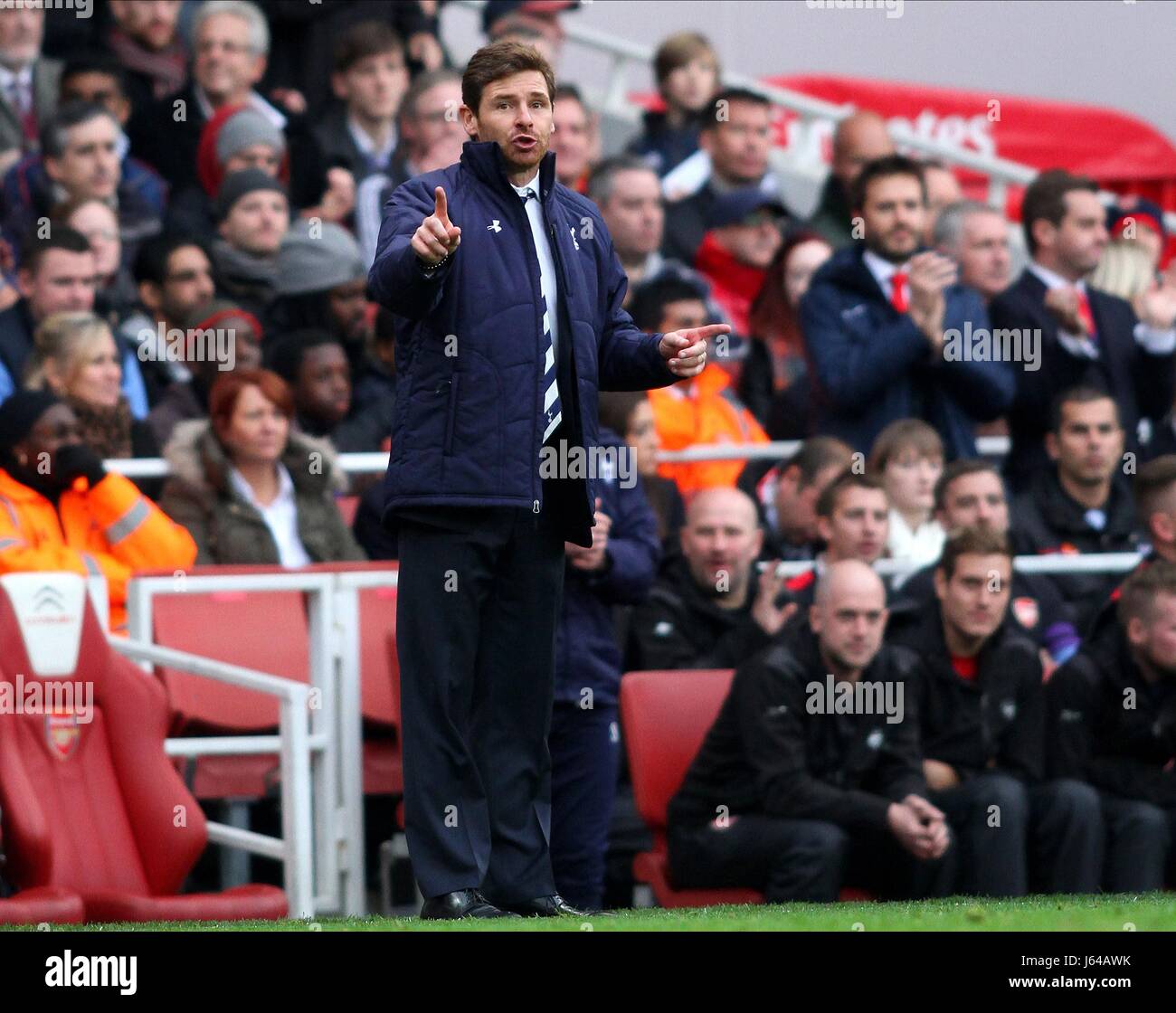 ANDRE VILLAS-BOAS ARSENAL V TOTTENHAM HOTSPUR LONDON ENGLAND UK 17. November 2012 Stockfoto