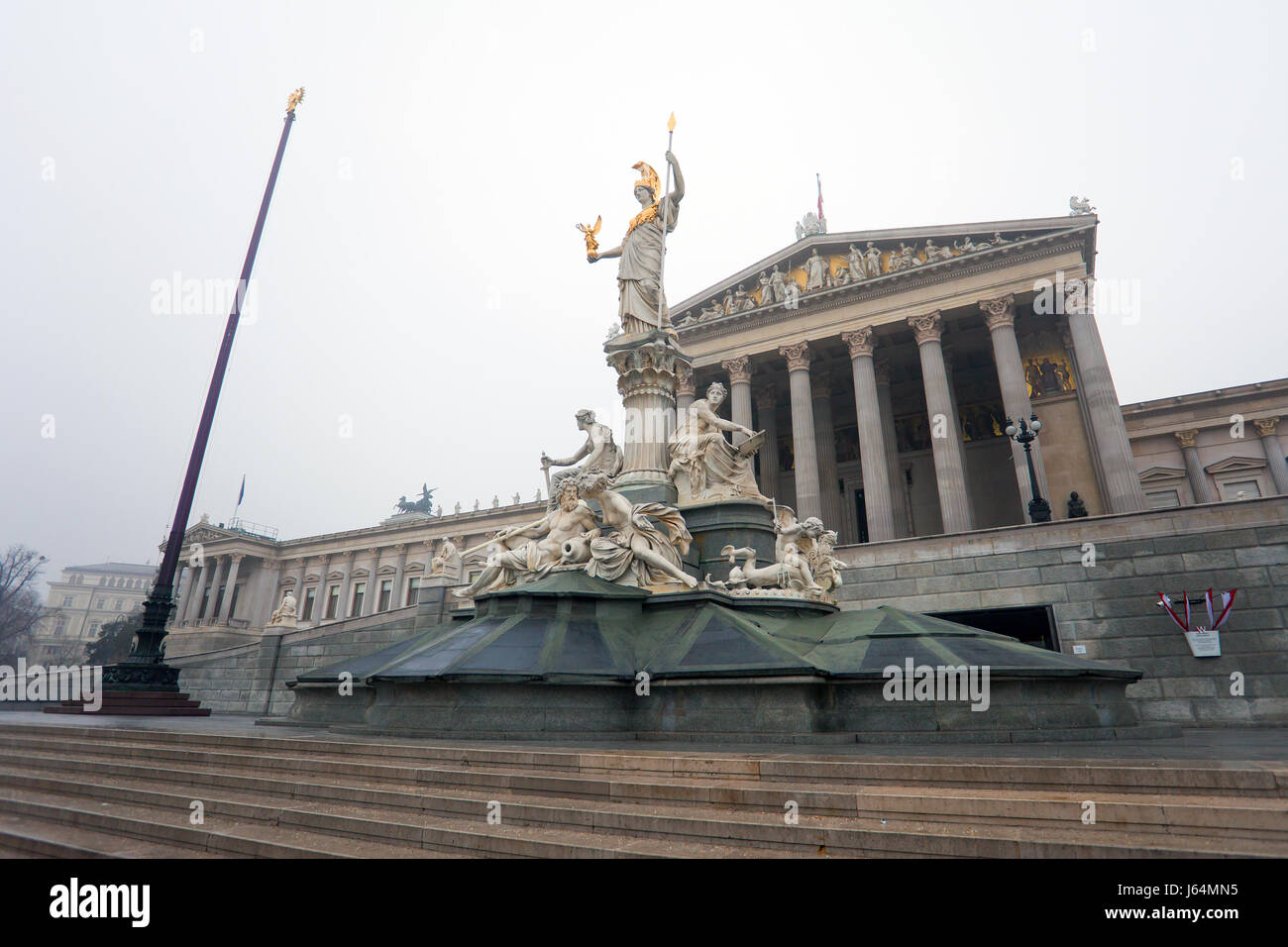 Pallas Athene vor dem österreichischen Parlament, Wien, Österreich Stockfoto