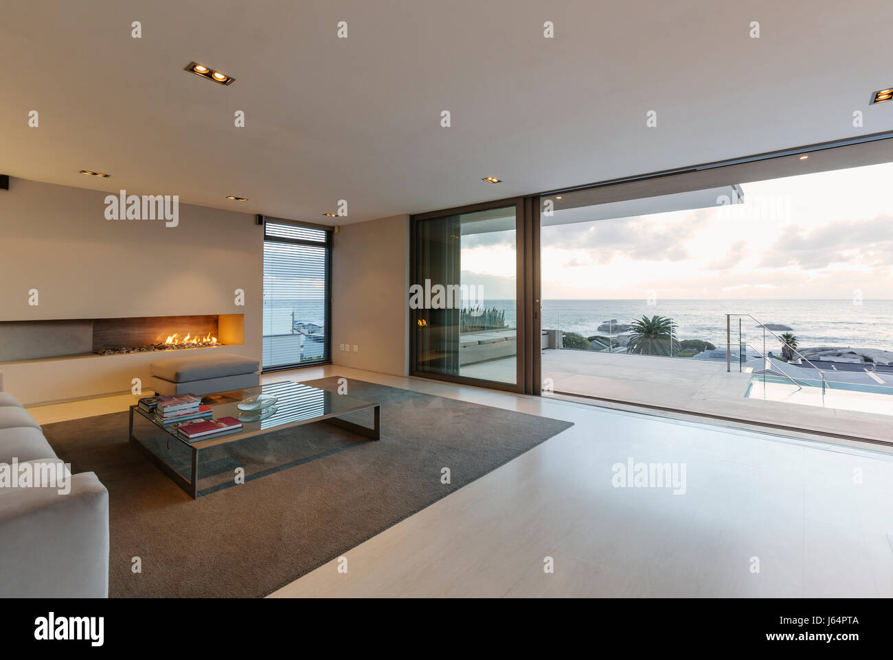 Modernen Minimalistischen Luxus Wohnzimmer Mit Gas Kamin