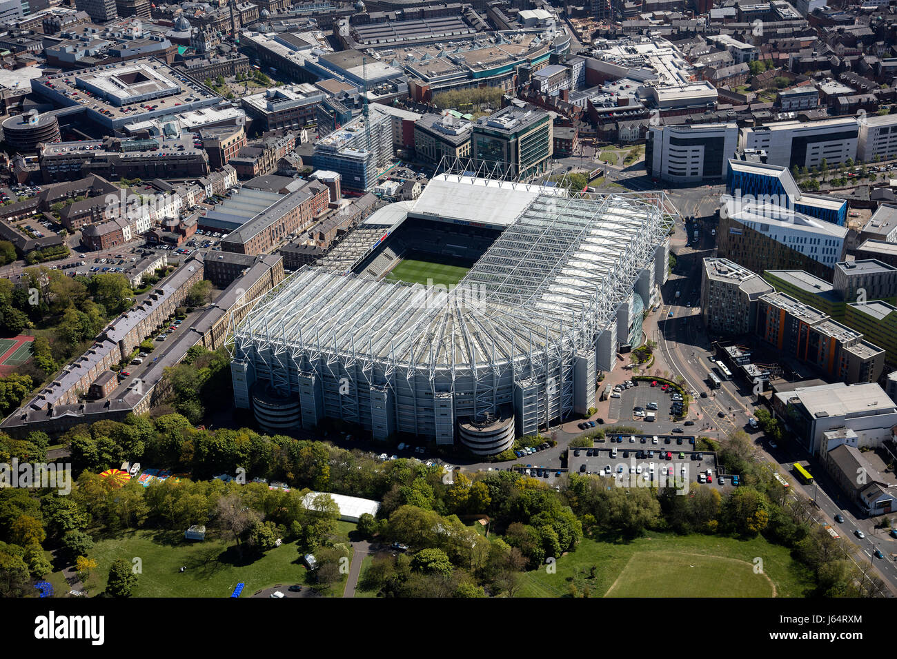 Tagsüber ein Luftbild von St James' Park Fußballstadion in Newcastle Upon Tyne, Tyne and Wear, England, Vereinigtes Königreich, Nordosteuropa Stockfoto