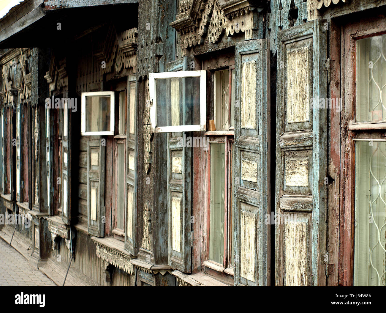 Holzhaus-Sibirien-Russland Gebäude blaues Haus-Haus-detail Stockfoto