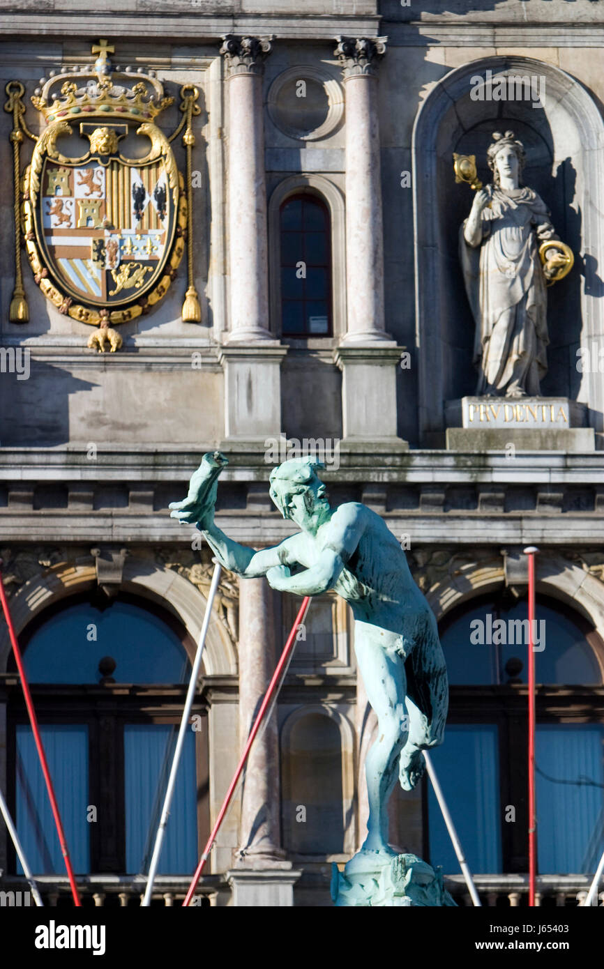 Rathaus, Belgien, Stadtwappen, Antwerpen, Flandern, Brabobrunnen, Groote Markt, prudentia Stockfoto