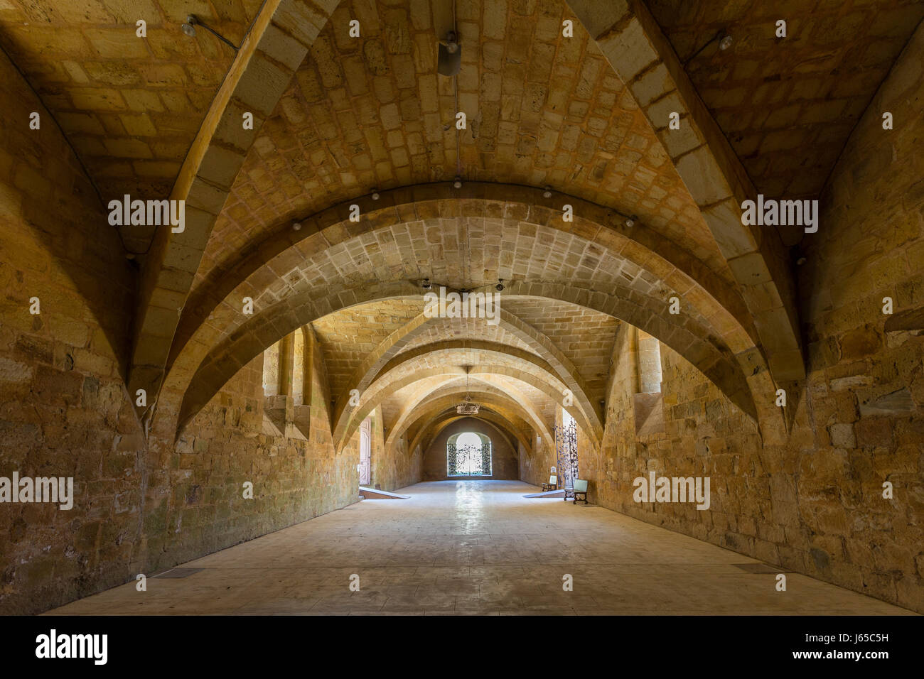 Frankreich, Aude, Narbonne, Fontfroide Abbey, Ruelle des Convers Stockfoto