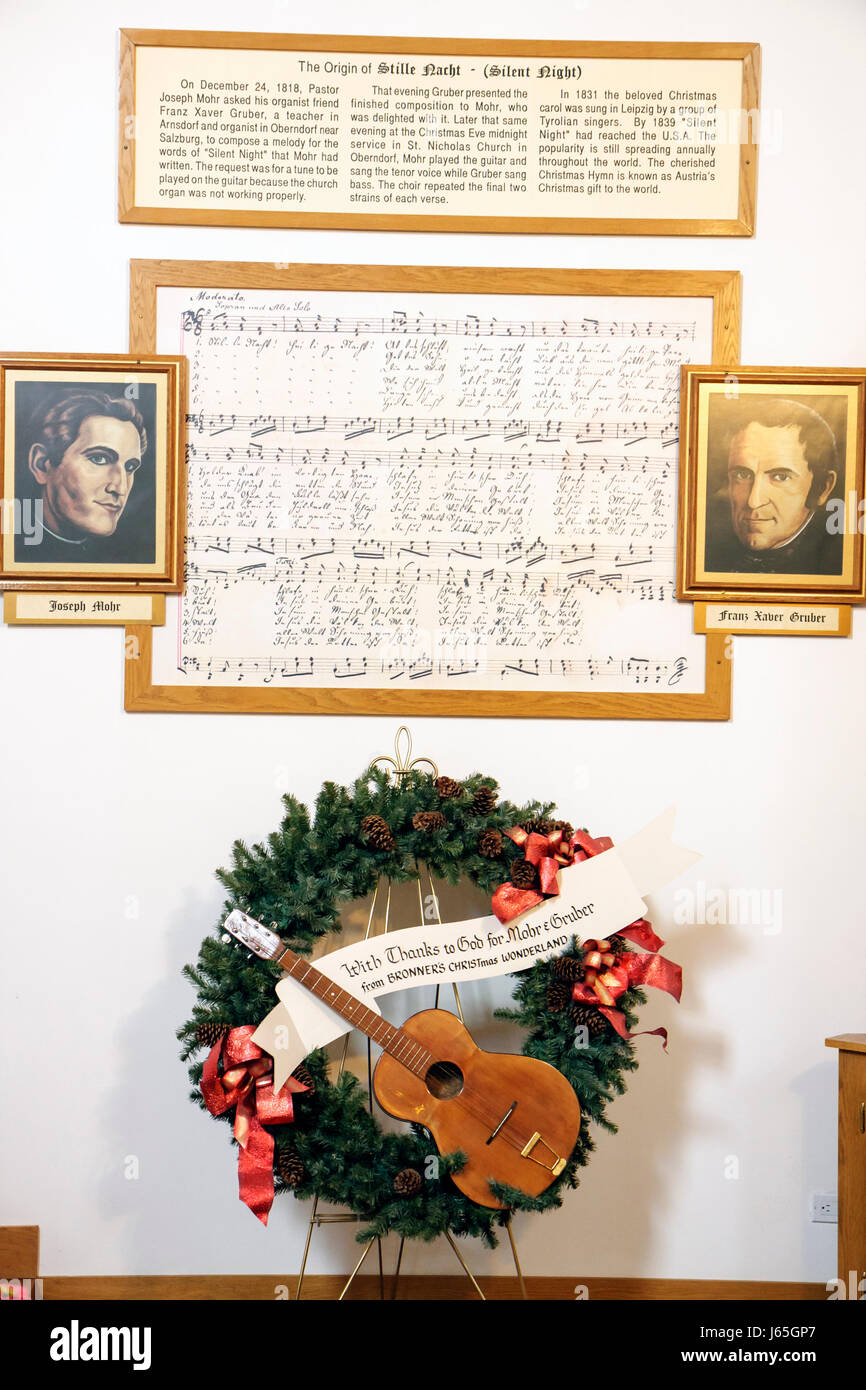 Michigan Frankenmuth, deutsche bayerische Volksgemeinschaft, Bronner's Christmas Wonderland, Stille Nacht-Gedenkkapelle, musikalische Partitur, Stille Nacht, Autor, Jo Stockfoto