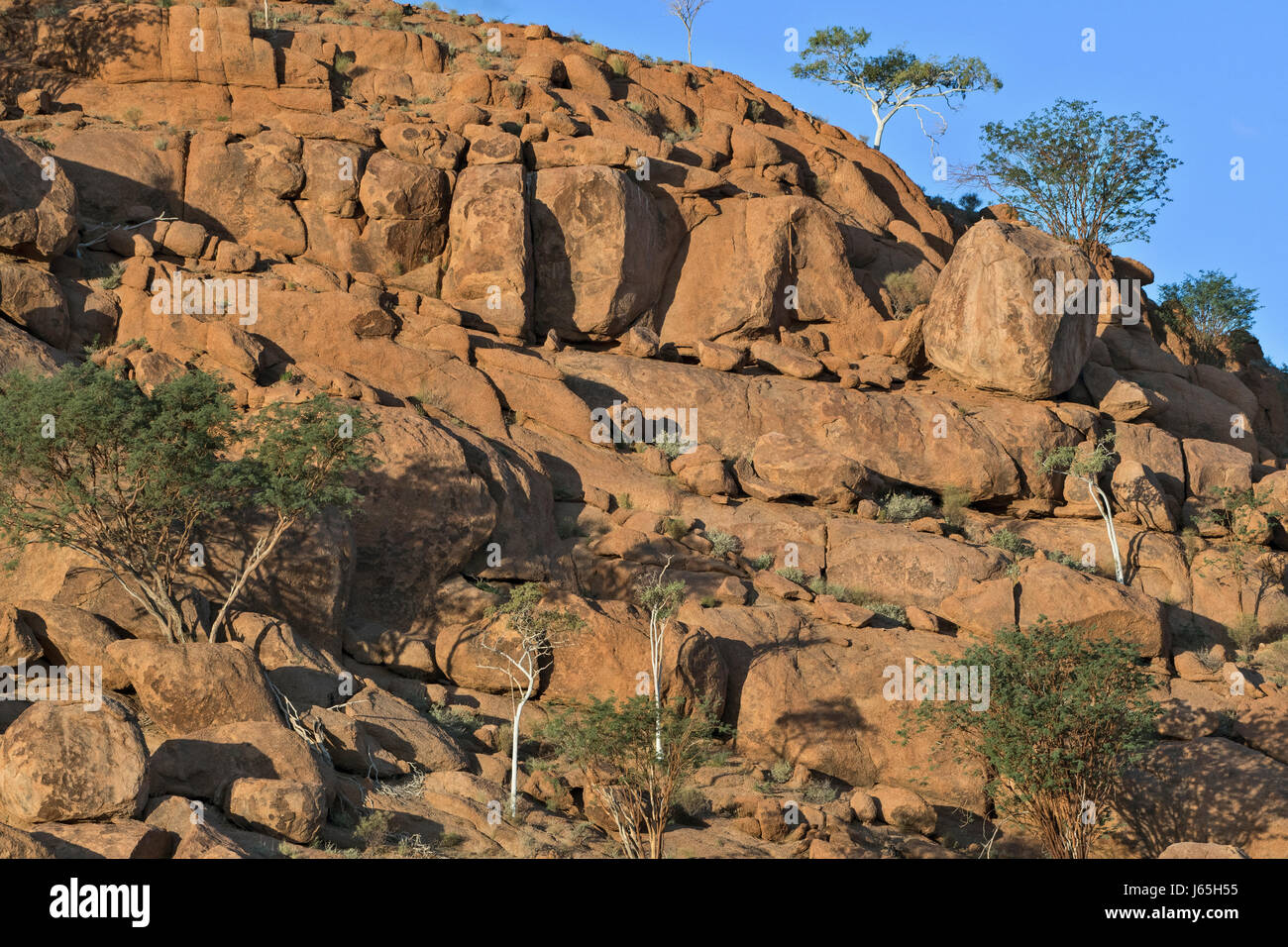 Namibia, Twyfelfontein: Paesaggio Rocky, felsige Landschaft Stockfoto