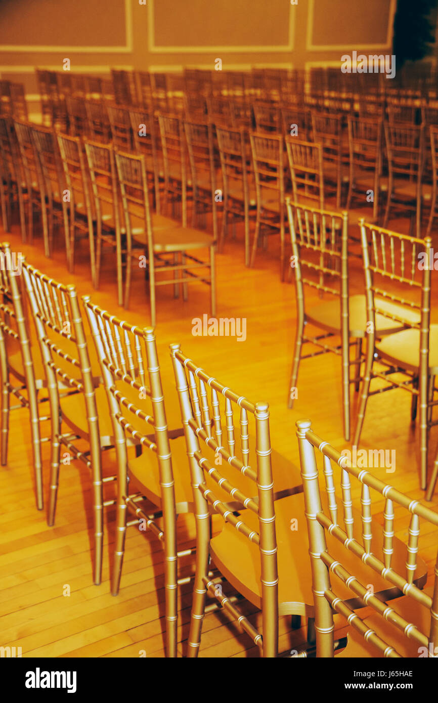Michigan Saginaw, Temple Theatre, Theater, Erhaltung, 1927, Gebäude, Osgood & Osgood Architects, innen, großer Ballsaal, Stühle, Goldfarbe, Reihe, emp Stockfoto