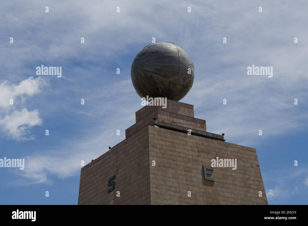 Mitte Globus Planet Erde Welt Ecuador Reisen Denkmal amerikanischen Wissenschaft Stockfoto