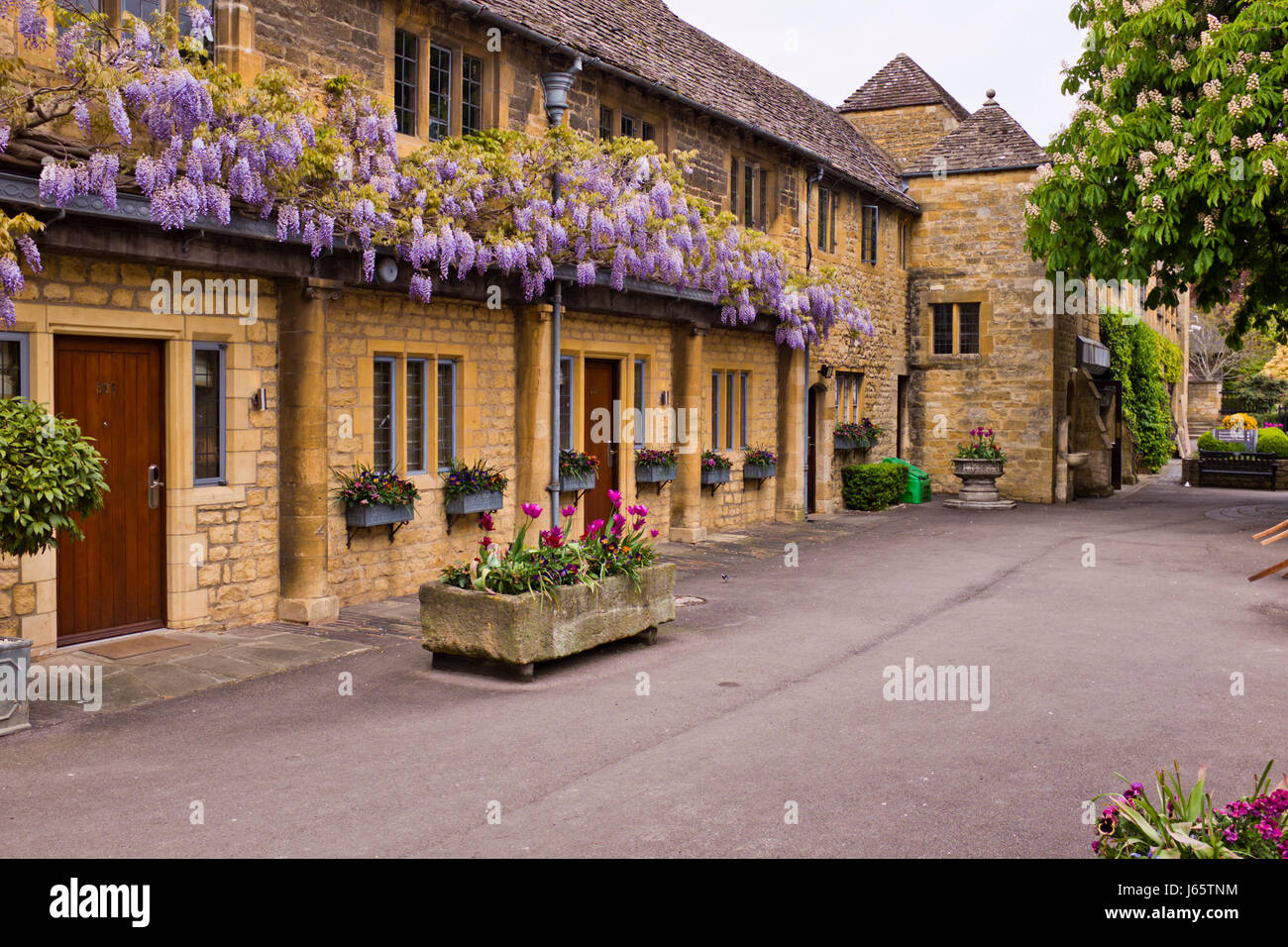 Broadway, alte Cotswold Dorf mit Hotel Lygon arme alte Einrichtung und Innenausstattung, Gärten. Alten Cotsworld Stone Villa, Landhaus, High Street, Deli, UK Stockfoto